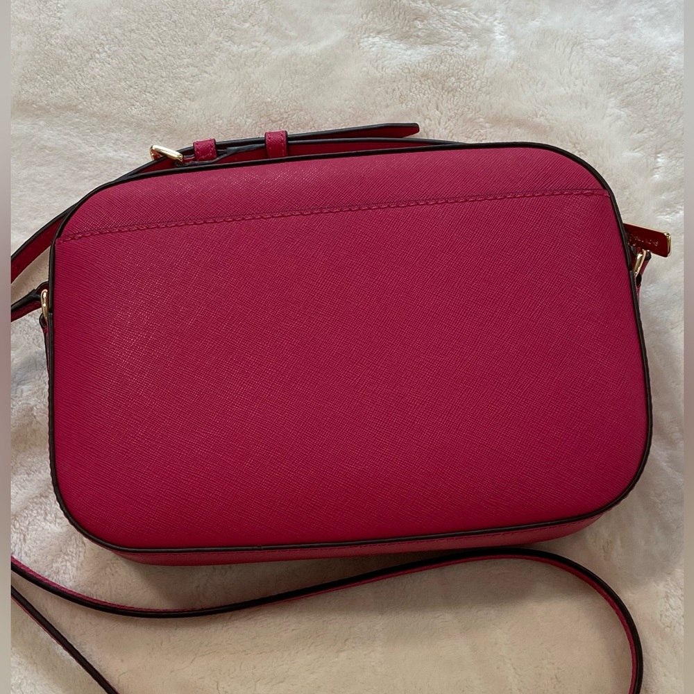 ⭐️ Michael Kors Jet Set Saffiano Crossbody Bag ⭐️ - Picture 3 of 4